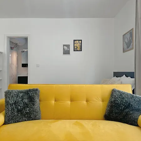 Apartmán Aura 1 Bdr Brand New Fast Wi-fi & Balcony Sofie